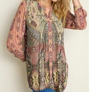 Soft Surroundings Blouse with attached under Cami